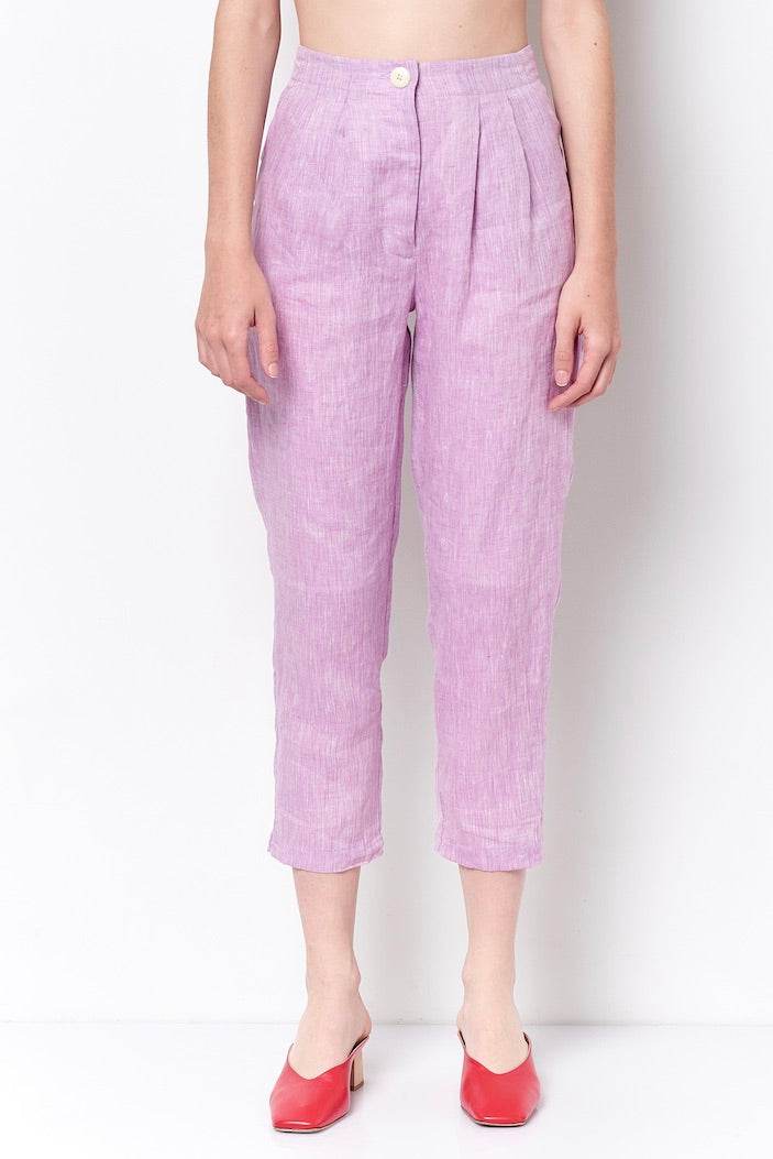 SHEILA Pleated Carrot Pant- Linen